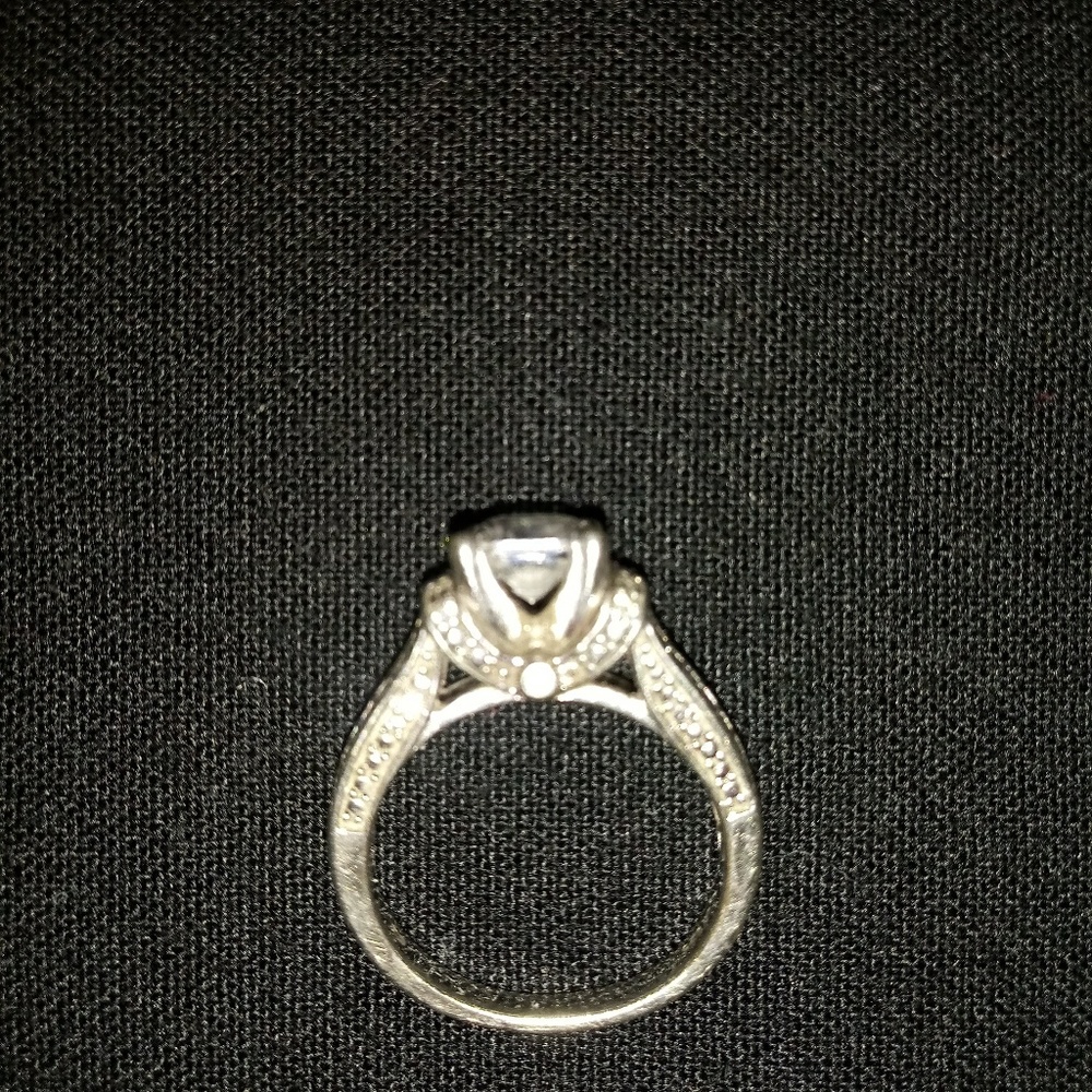 Silver ring - Picture 5 of 8
